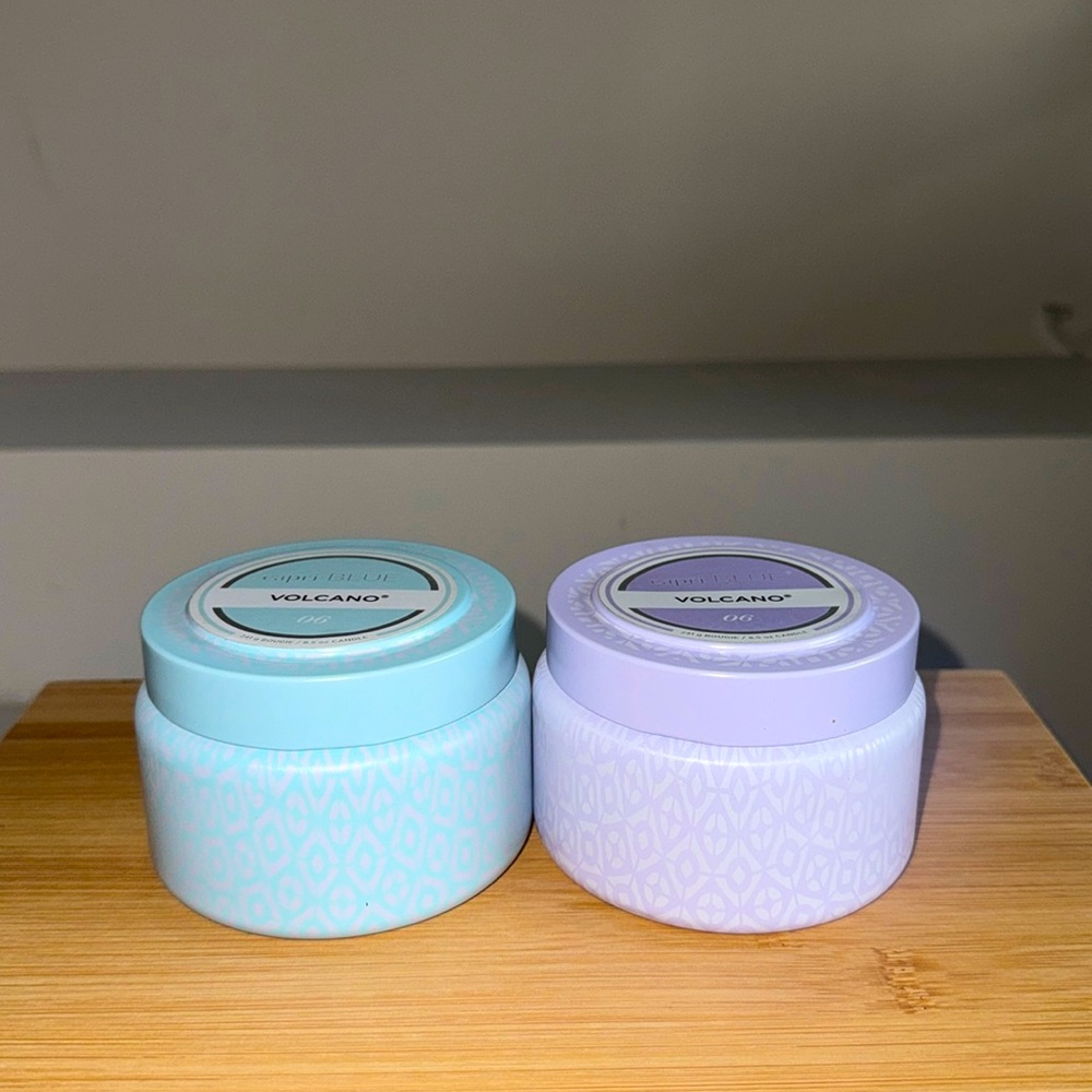 🔥Capri Blue Volcano Candle Set 2 (Aqua color 8.5oz) and (lavander color 8.5oz)